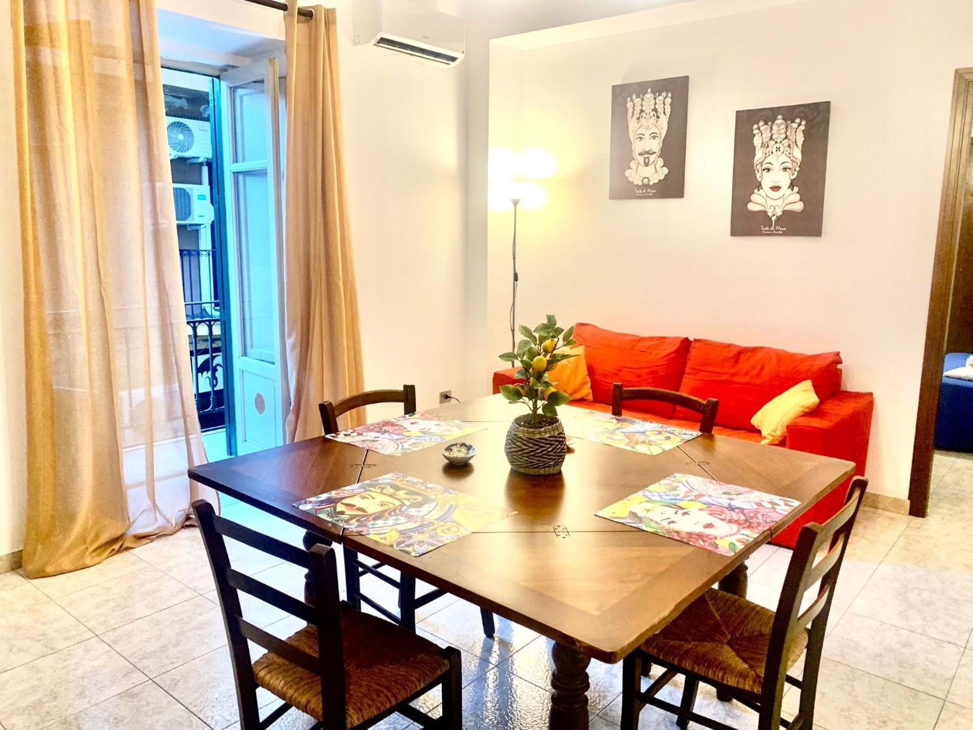 A Un Passo Dal Massimo 1 Apartment Palermo Exterior photo