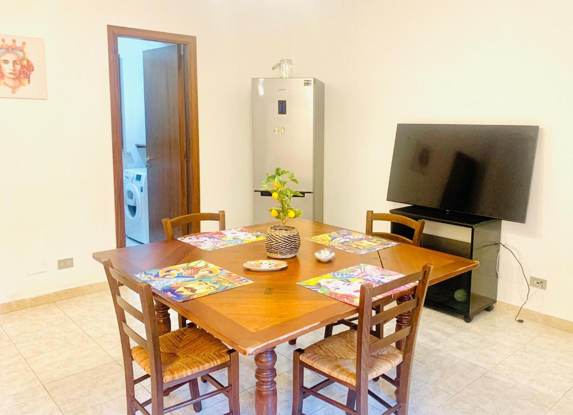 A Un Passo Dal Massimo 1 Apartment Palermo Exterior photo