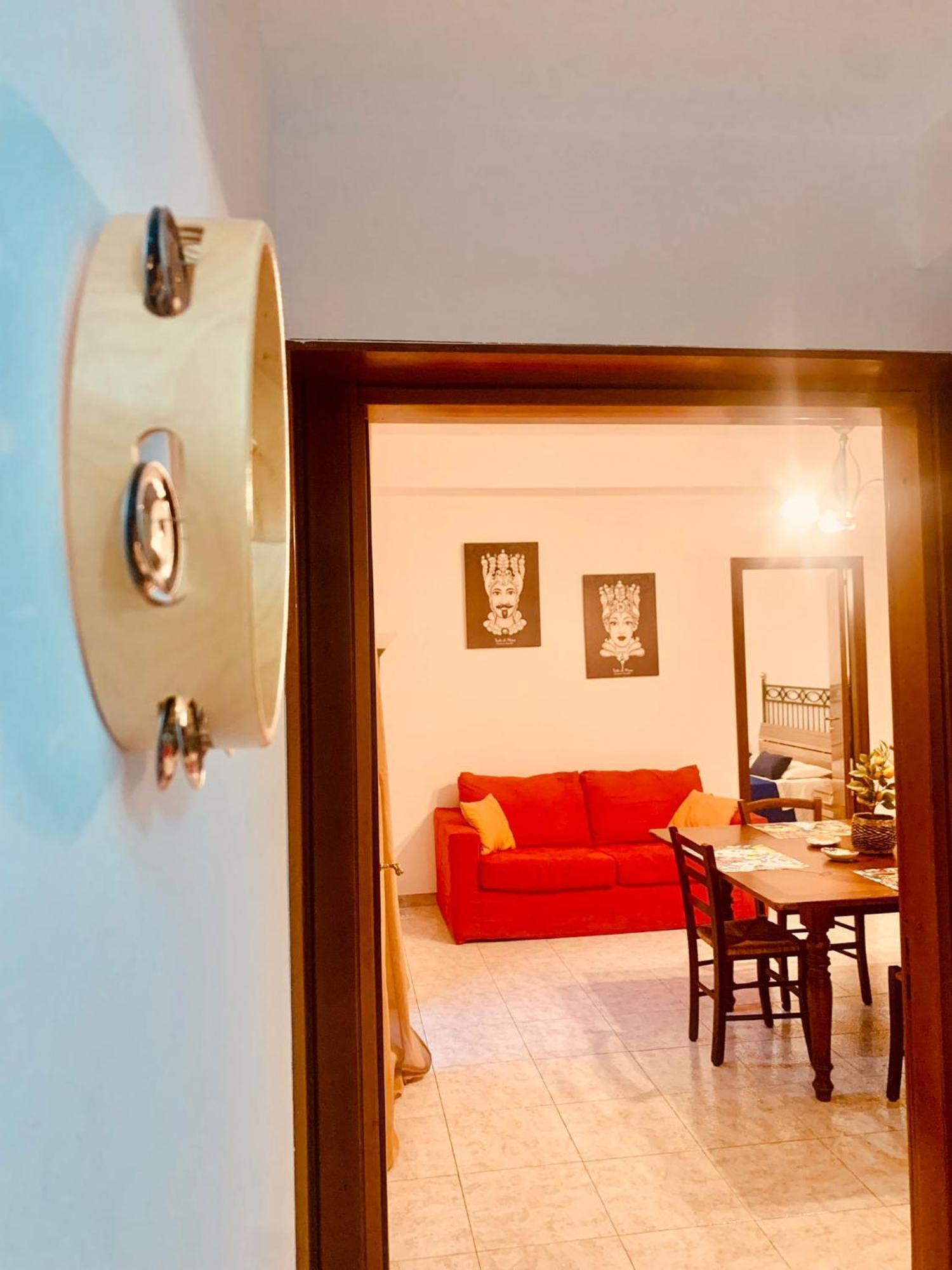 A Un Passo Dal Massimo 1 Apartment Palermo Exterior photo